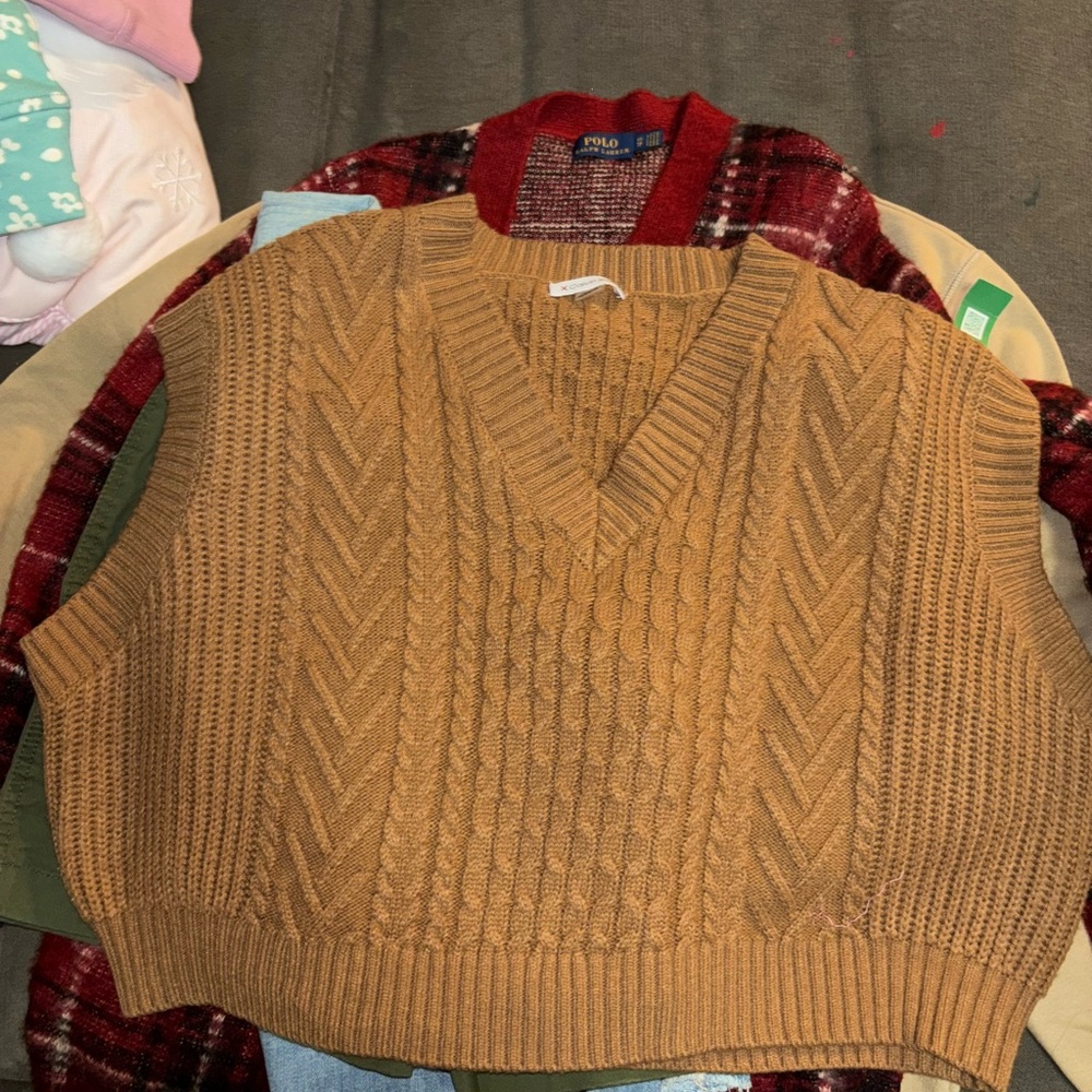Calvin Klein Brown Cable Knit Sweater Vest